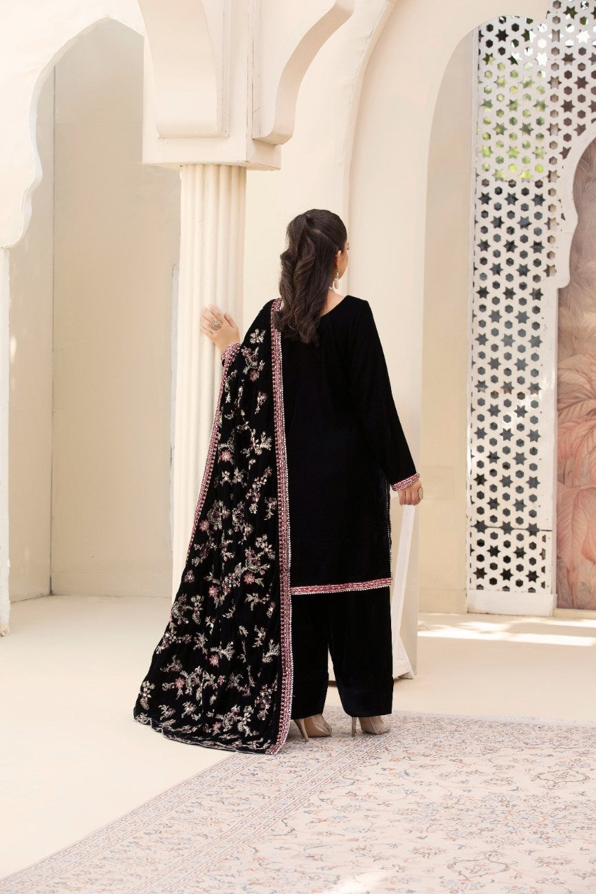 Luxury Velvet Article 107